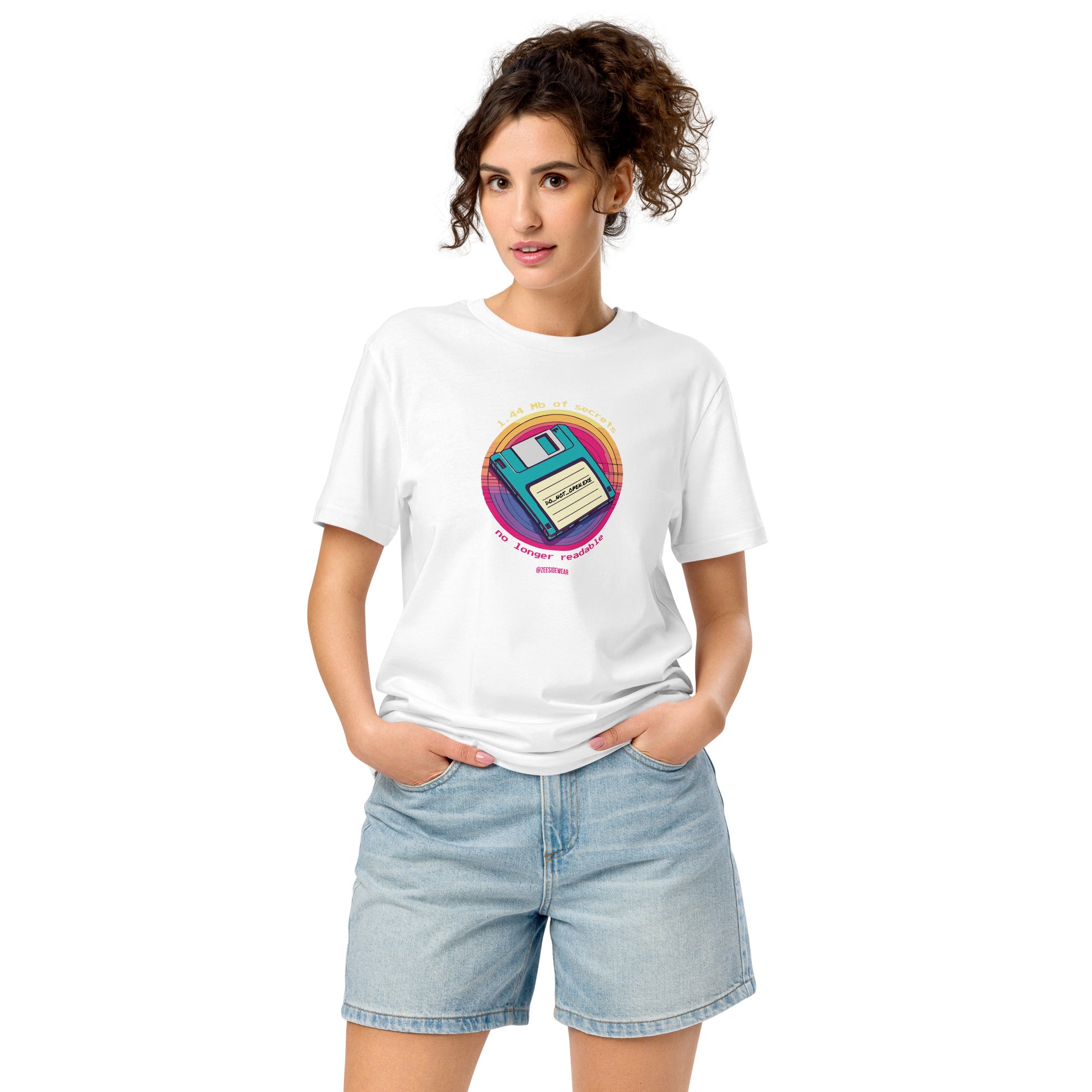 T-shirt 1.44 Mb OF SECRETS, NO LONGER READABLE